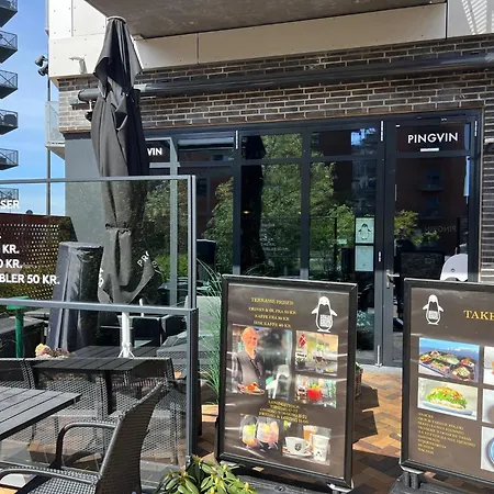 Exclusive Harbourfront With Private Entrance Aalborg